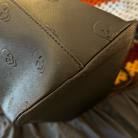 Betsey Johnson Skull Satchel Crossbody - Picture 5 of 6